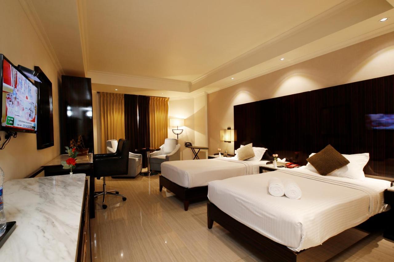 Hotel Park Residency Nilambur ภายนอก รูปภาพ