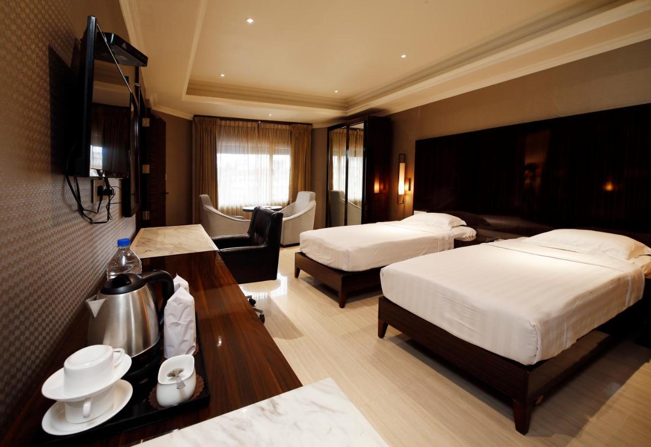 Hotel Park Residency Nilambur ภายนอก รูปภาพ