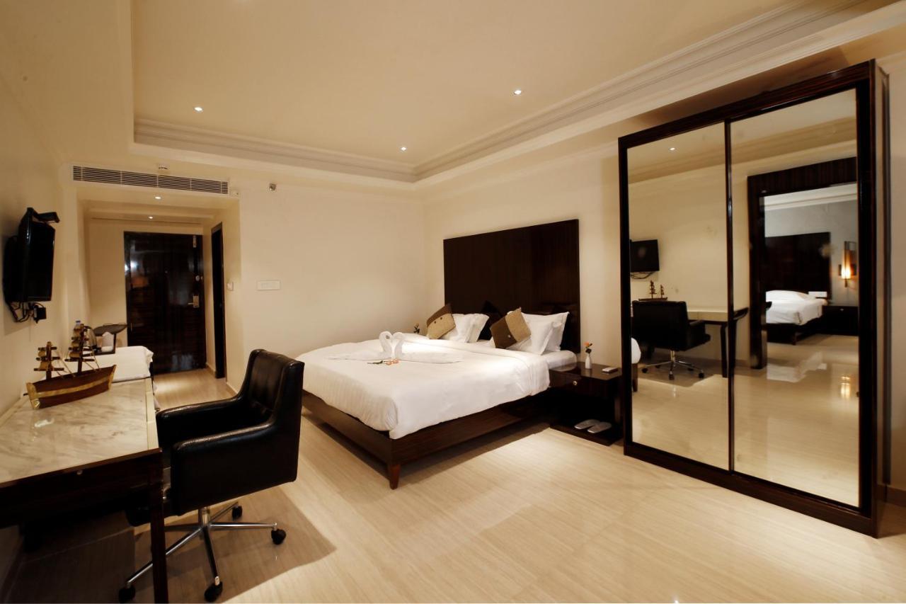 Hotel Park Residency Nilambur ภายนอก รูปภาพ