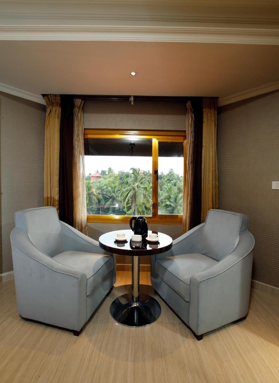 Hotel Park Residency Nilambur ภายนอก รูปภาพ