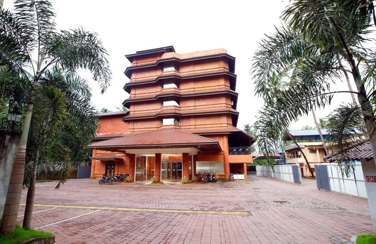 Hotel Park Residency Nilambur ภายนอก รูปภาพ